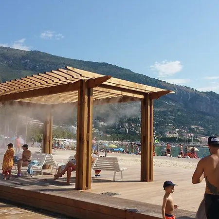 Апартаменти A 2 Minutes De La Plage